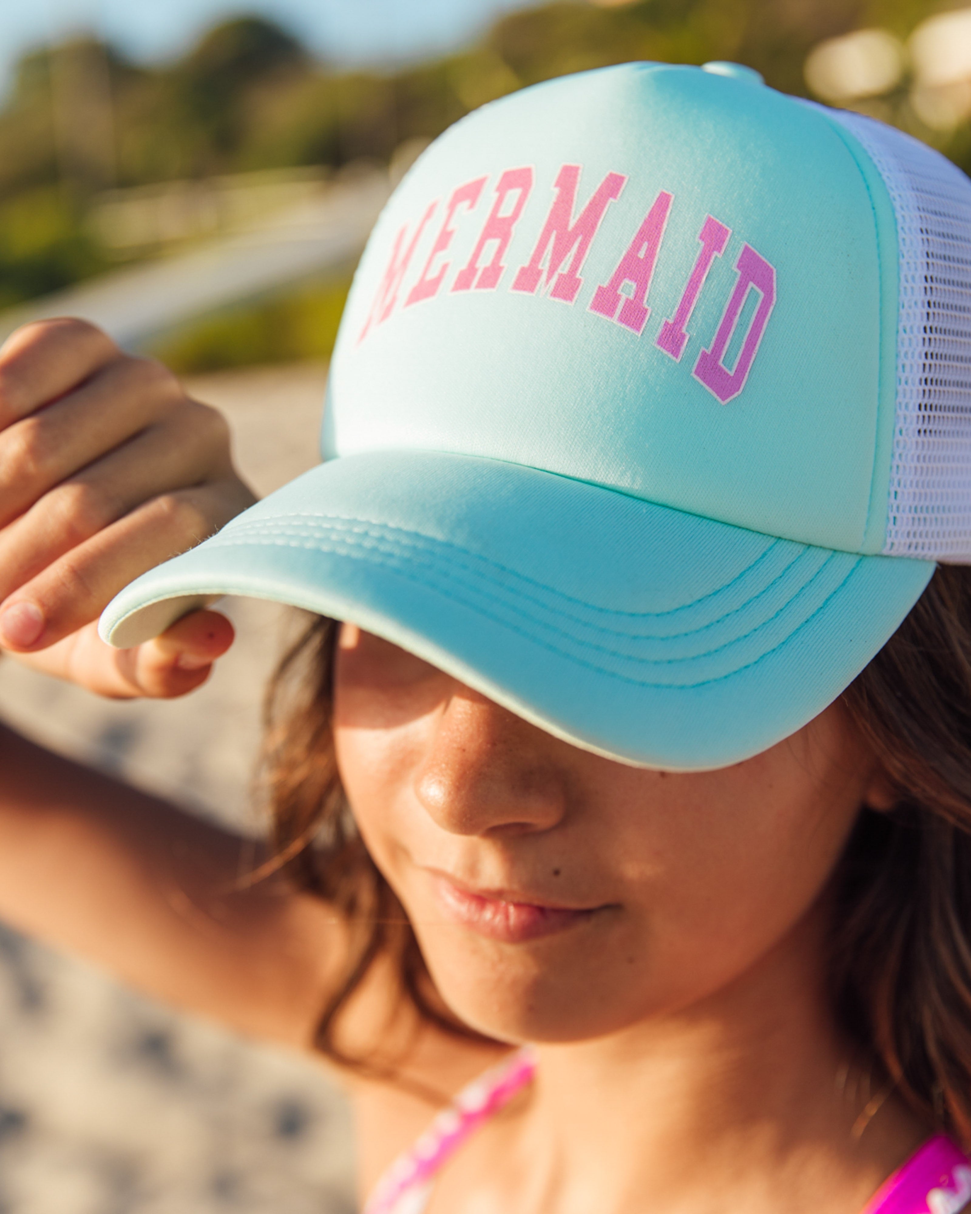 Women\'s Embroidery Adjustable Washed Distressed Casual Trucker Hat Mermaid I main image 4
