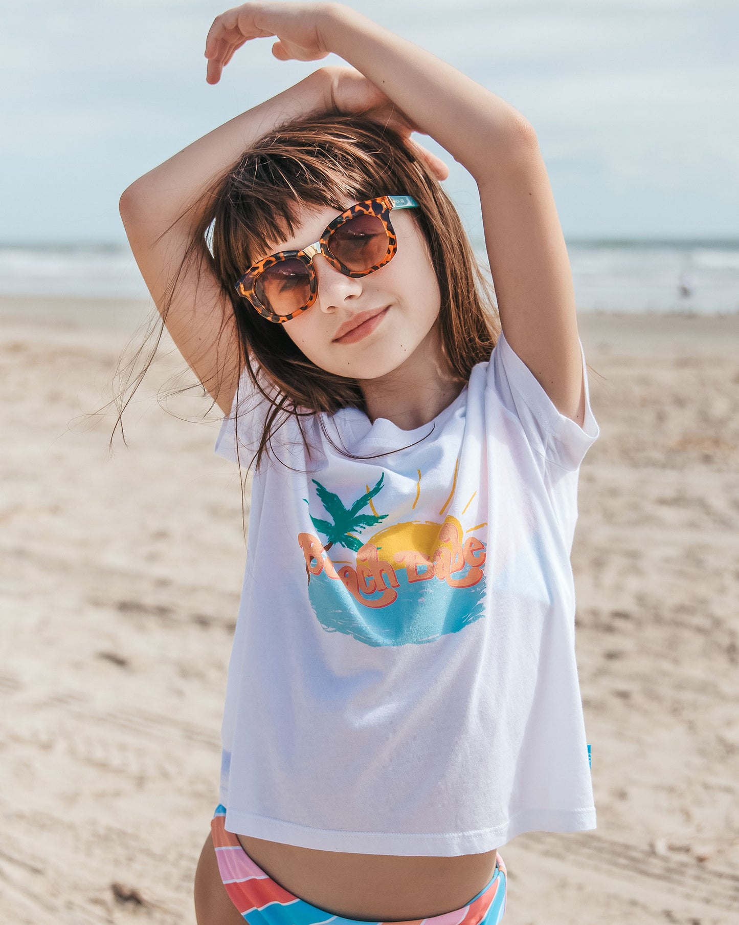 Load image into Gallery viewer, BEACH BABE EVERYDAY TEE
