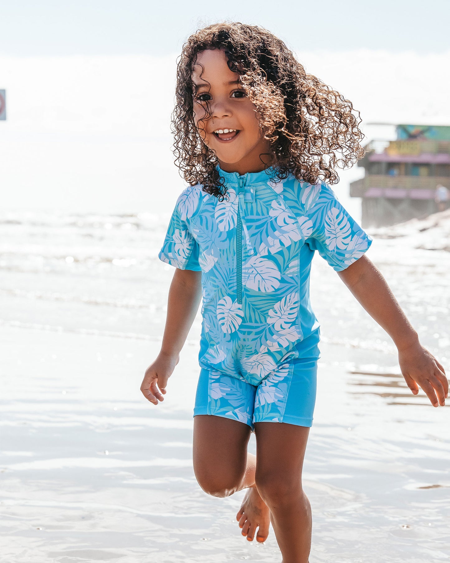 Load image into Gallery viewer, Beach Daze S/S Baby Rashsuit

