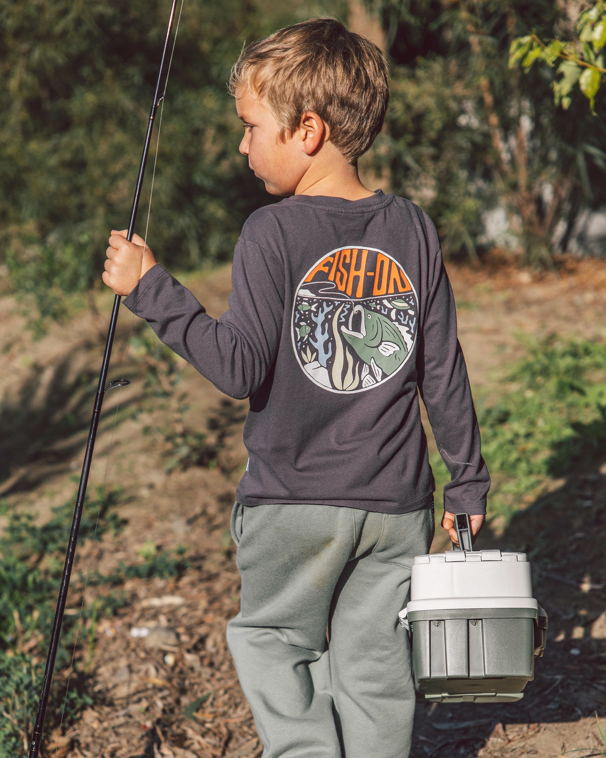 Fish On Ls Tee - Ash Grey - Feather 4 Arrow