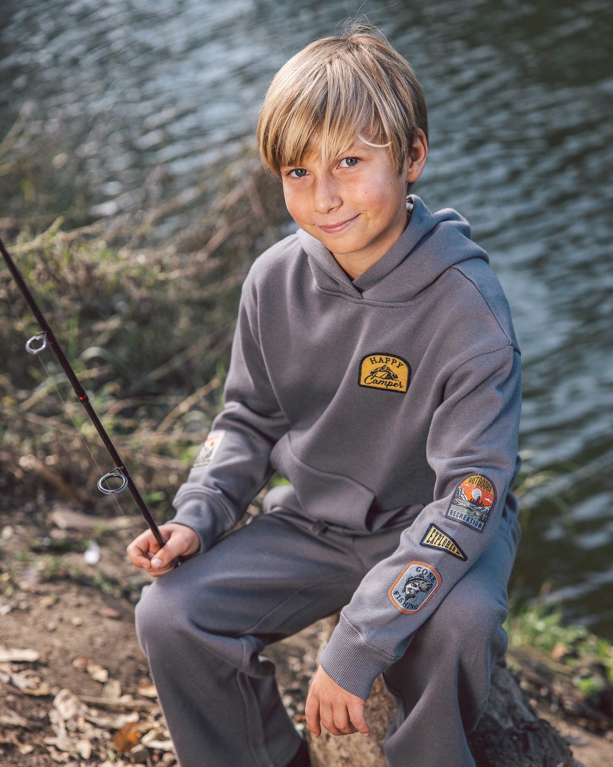 Hadley Patch Hoody - Ash Grey Fleece - Feather 4 Arrow