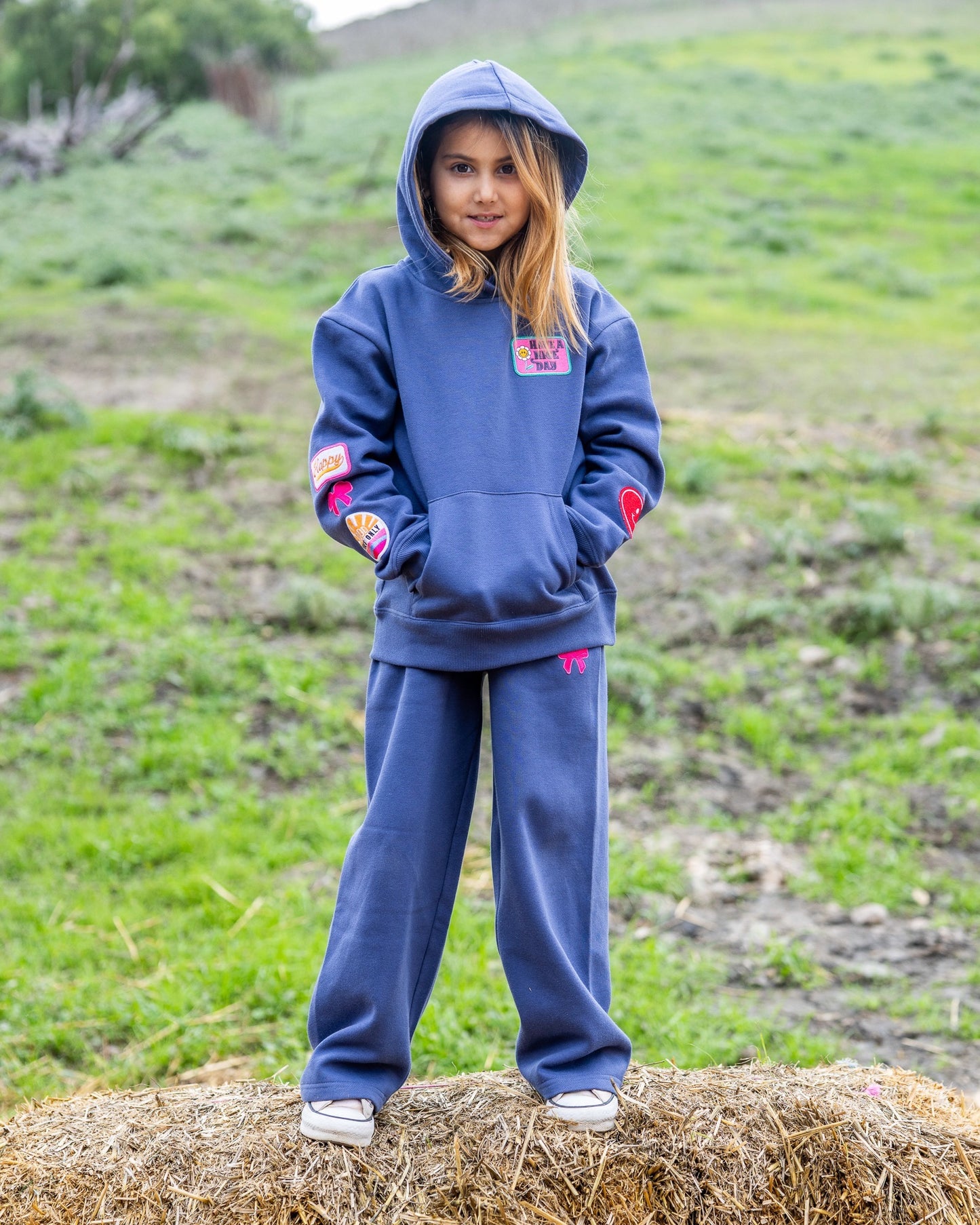 Bow Sweatpant - Crown Blue Fleece - Feather 4 Arrow