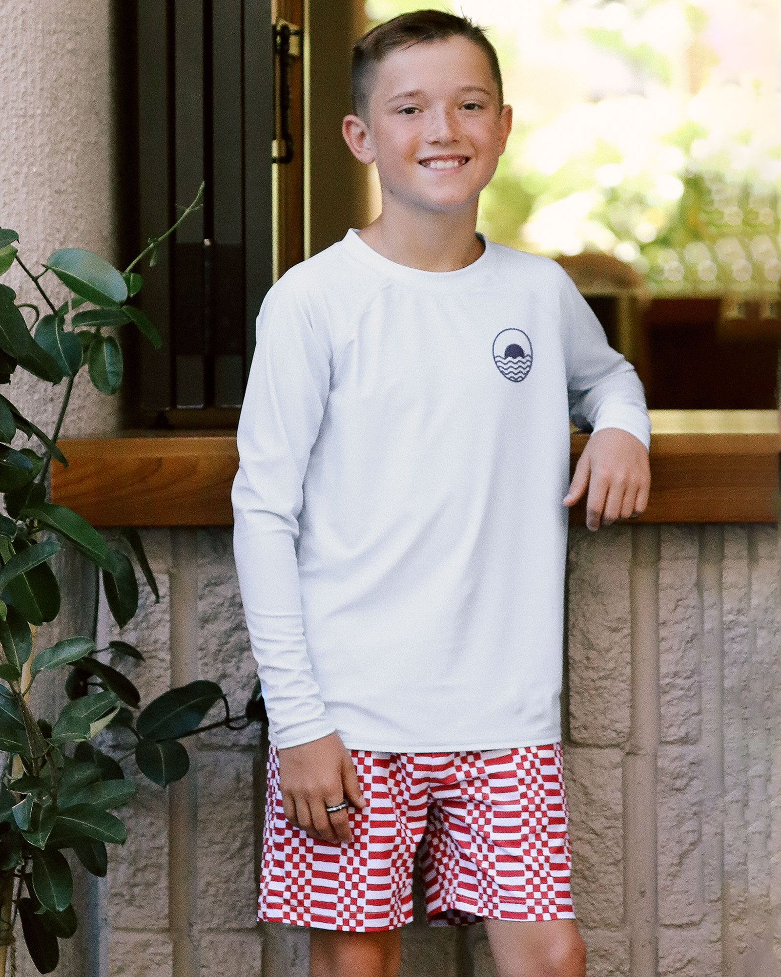 BOYS RASHGUARDS – Feather 4 Arrow