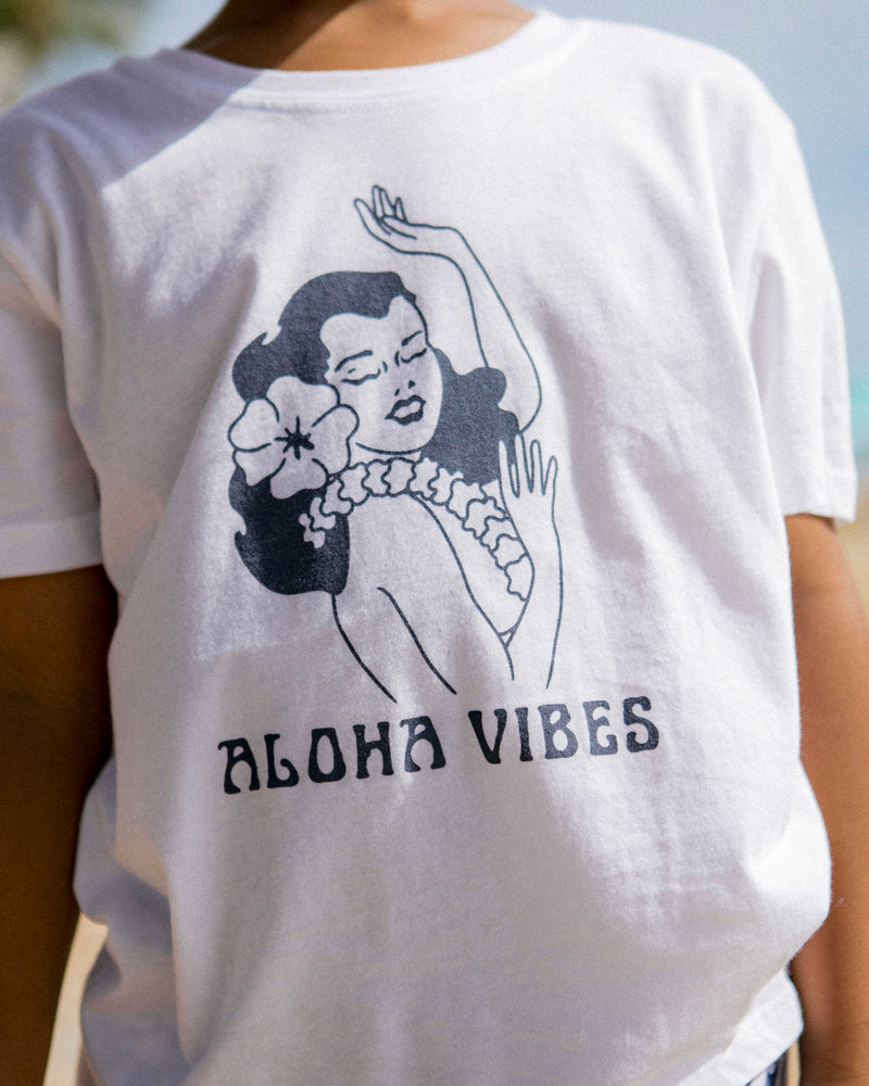 
                
                    Load image into Gallery viewer, Aloha Vibes Vintage Tee
                
            