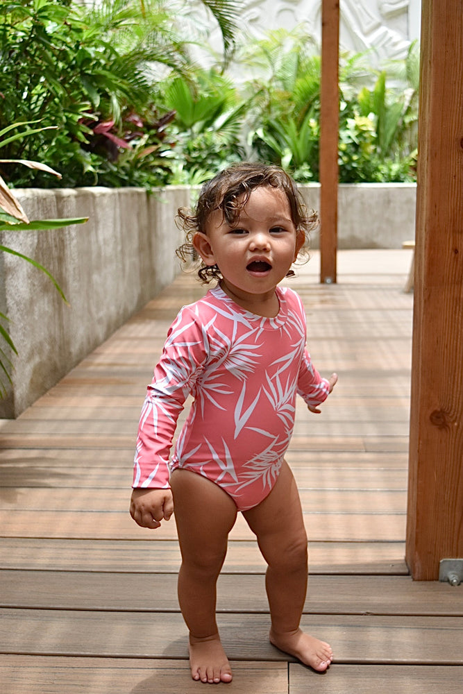 
                
                    Load image into Gallery viewer, Wave Chaser Baby Surf Suit Palm Beach
                
            